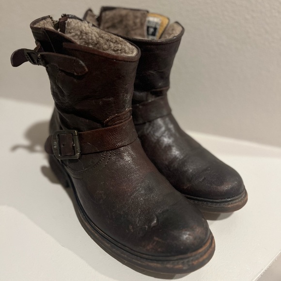 Frye Shoes - Frye Valerie Shearling Boots